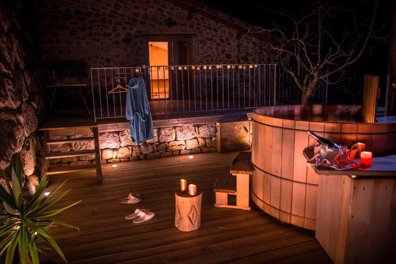 Gites De L'Alouette Boffres Εξωτερικό φωτογραφία